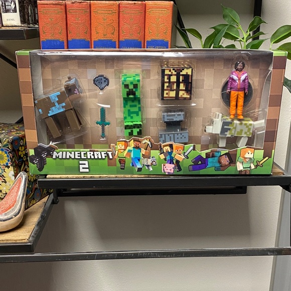 Minecraft 2 Action Figure Set NIB - Picture 1 of 3